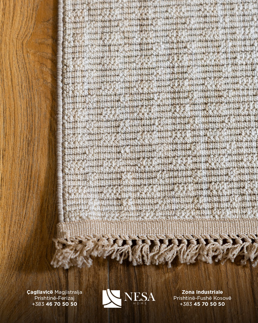 Tepih bezhë minimalist me thurje të dendur – Perde & Tepiha NESA HOME (4)