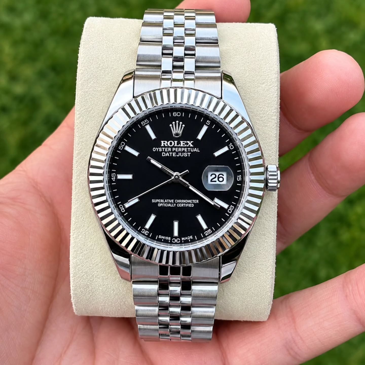 Orë dore me dizajn Rolex Datejust fund i zi – porosit online ora