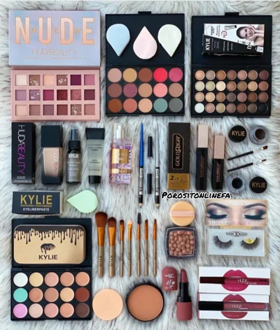 Set grimi me paleta Nude dhe furça