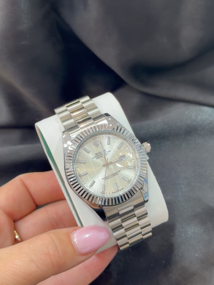 Orë dore për meshkuj me dizajn Rolex në kuti – Porosit Online A&B (2)