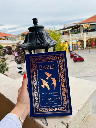 Libri Babel nga R.F. Kuang