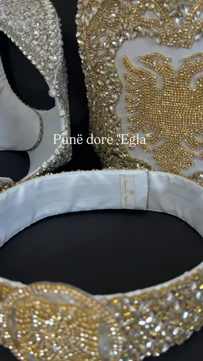 Jelek dhe brez me shqiponjë ari punë dore