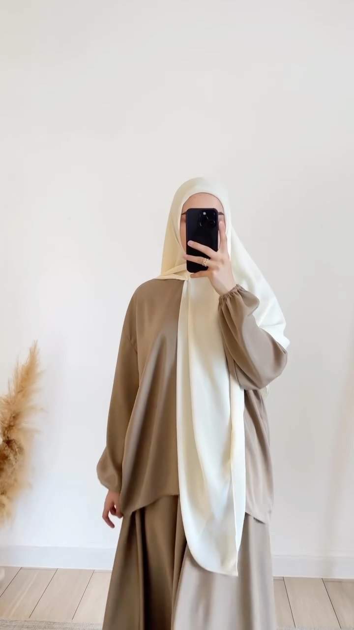 Set me khimar dhe fustan bezhë – PURE MODESTY