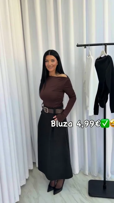 Bluzë femrash kafe me supe të zbuluara