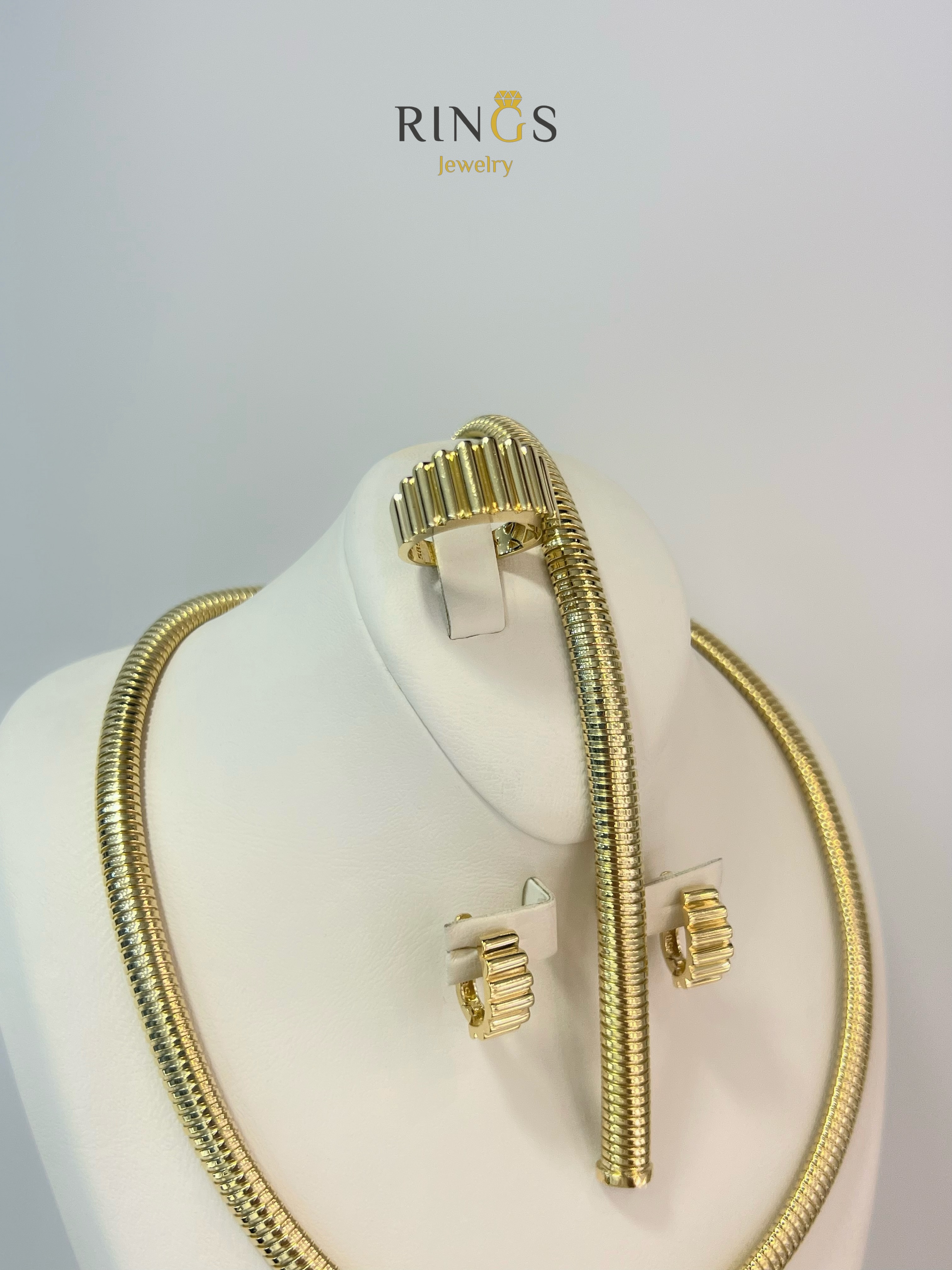 Set ari me gjerdan, byzylyk, unazë dhe vathë – 𝑹𝑰𝑵𝑮𝑺 𝑱𝒆𝒘𝒆𝒍𝒓𝒚 (3)