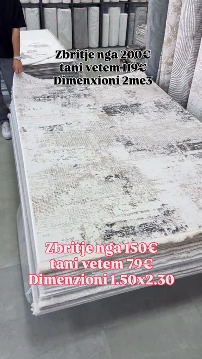 Tepih abstrakt gri dhe i bardhë 150x230