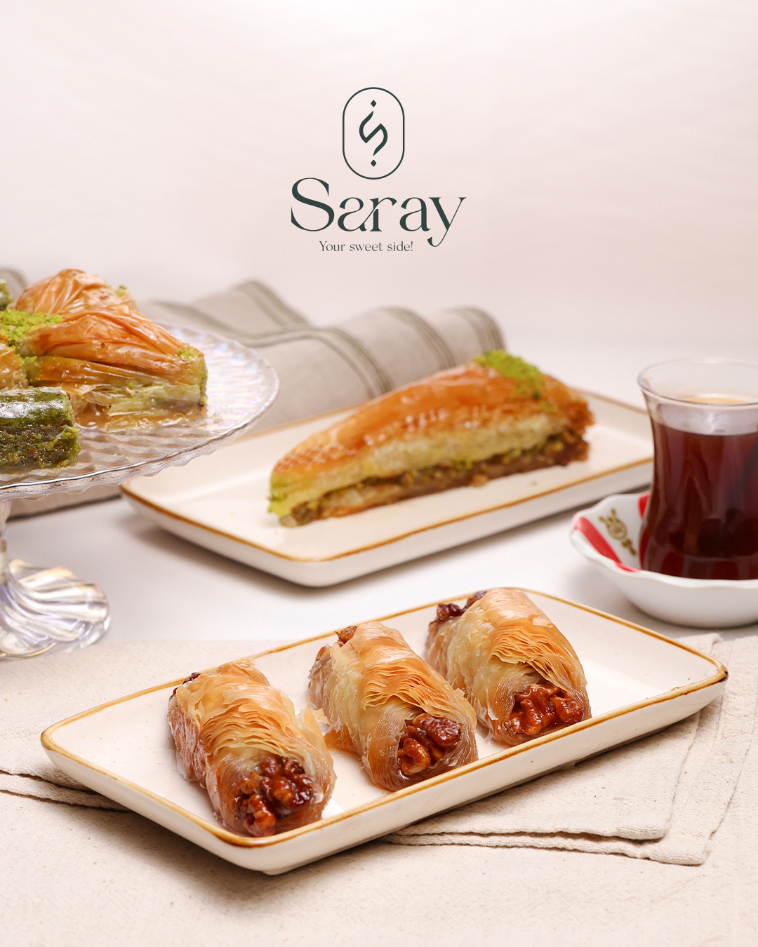 Bakllava me arra dhe fëstëk me çaj – S A R A Y   S W E E T S