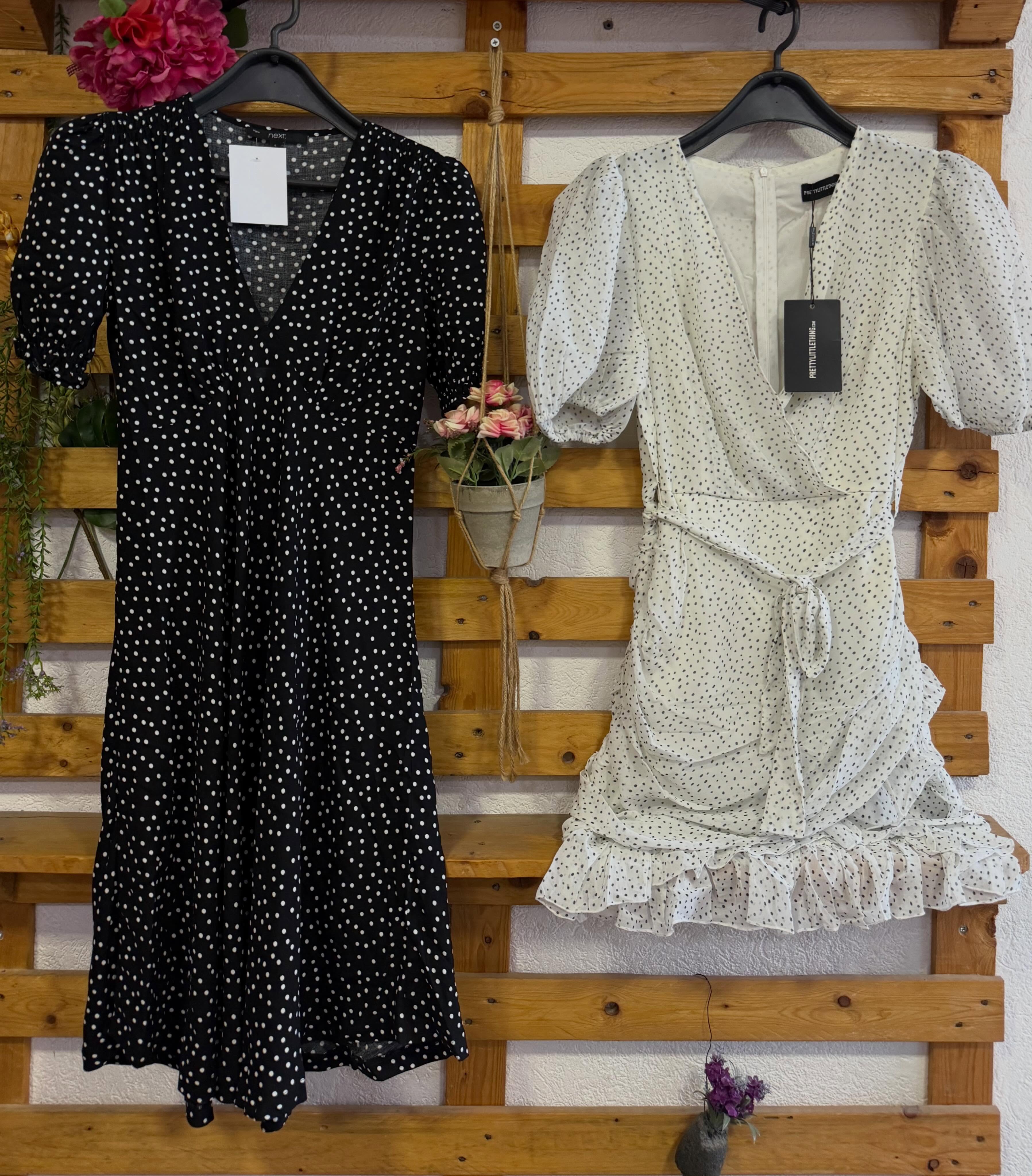 Fustan blu dhe fustan i gjatë me lule – Second Store | Mitrovicë (3)