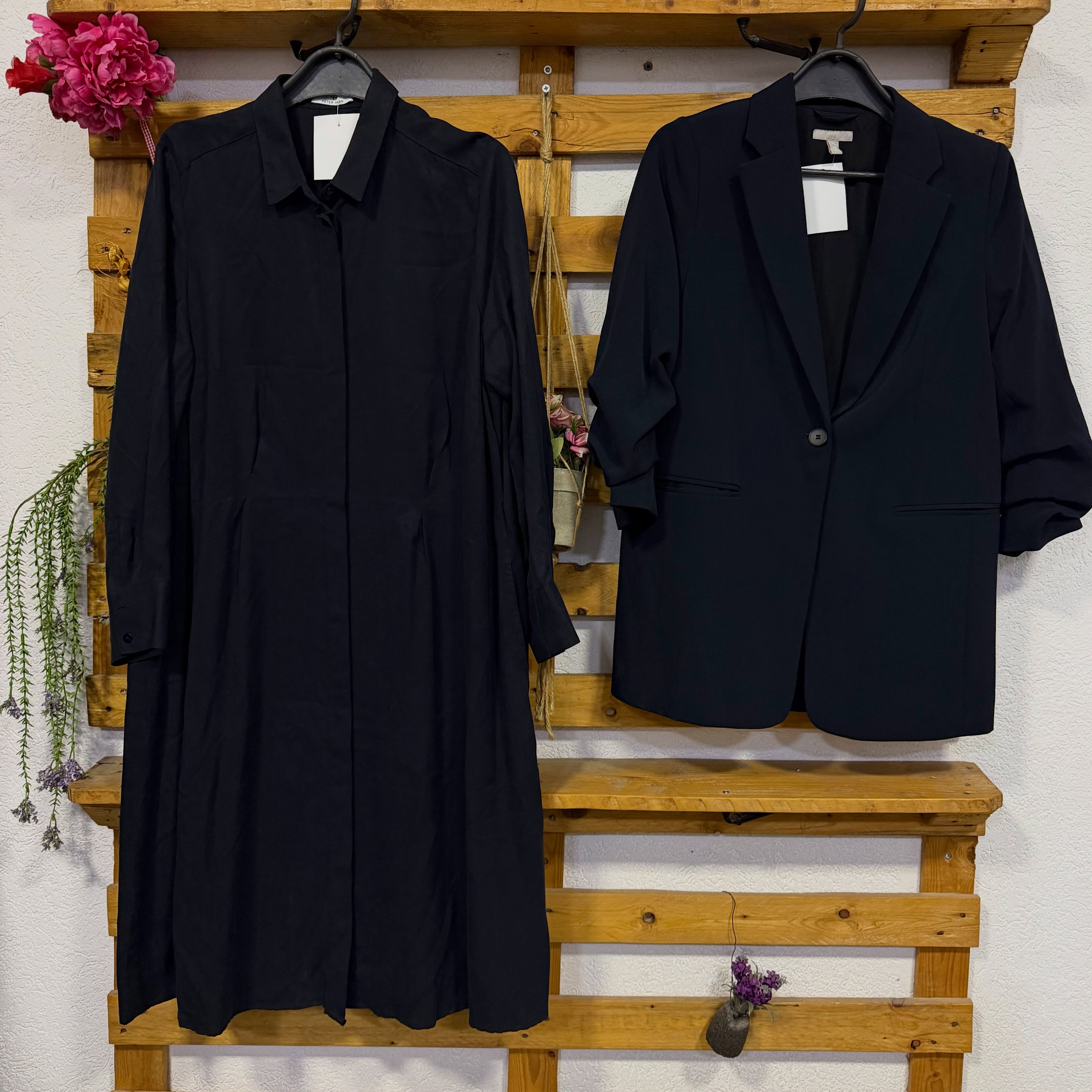 Fustane të zeza për vjeshtë dhe dimër – Second Store | Mitrovicë (4)
