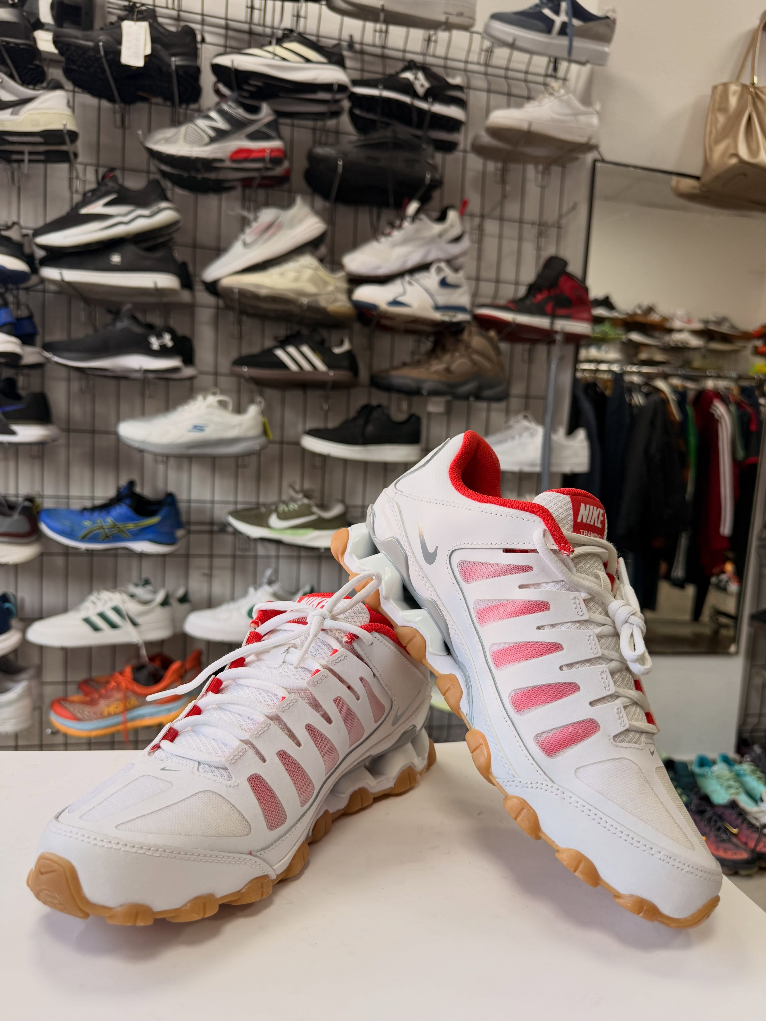 Atlete Nike Reax numër 42 të papërdorura – Shoes Outlet👟 (2)