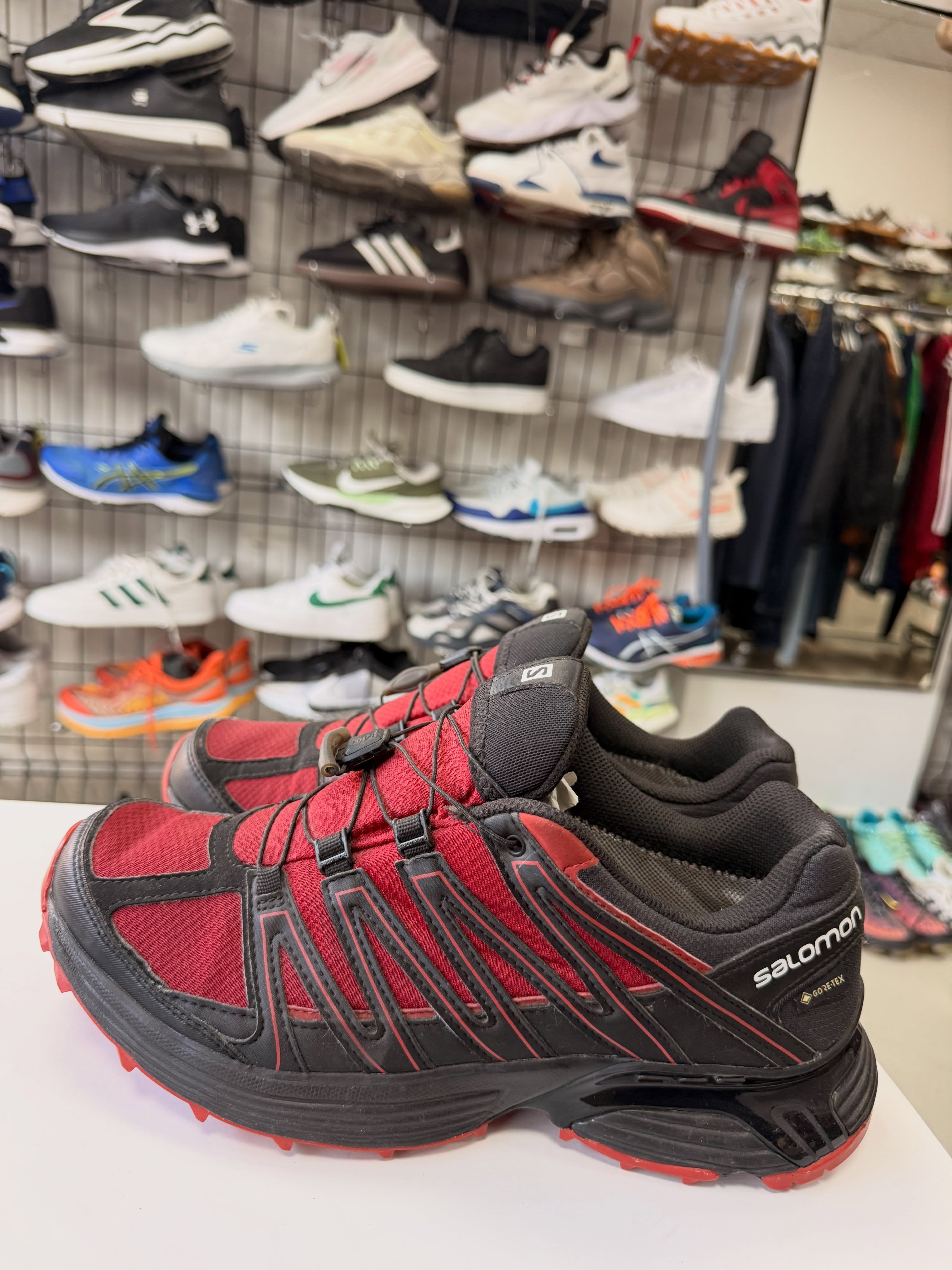 Atlete Salomon Gore-Tex numër 43 1/3 – Shoes Outlet👟
