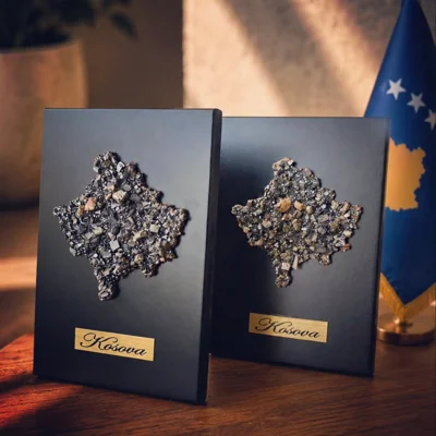 Harta e Kosovës me minerale në kornizë