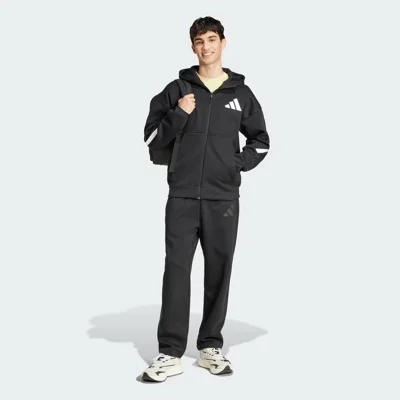 Tuta Adidas e zezë me kapuç