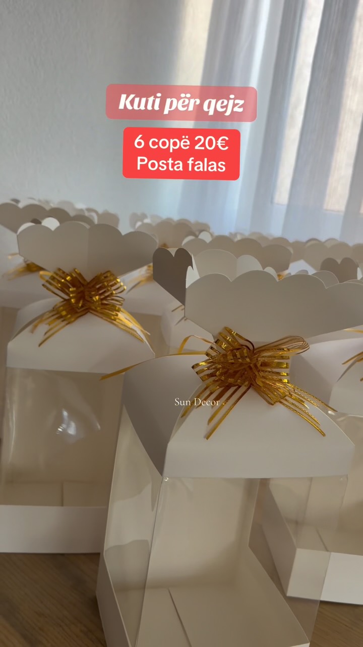 Kuti për qejz me fjongo ari – Dekore dhe dhurata