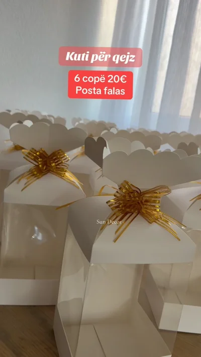 Kuti për qejz me fjongo ari