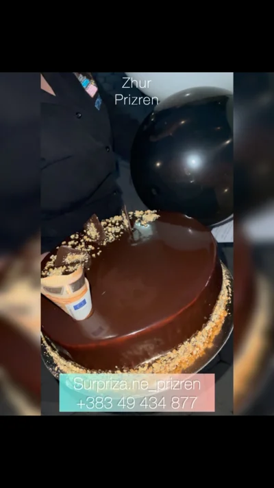 Tortë çokollate surprizë me balona