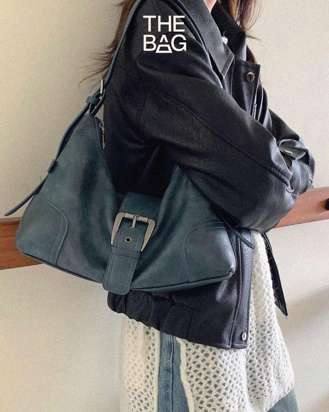 Çantë supi blu e errët me tokëz – The Bag
