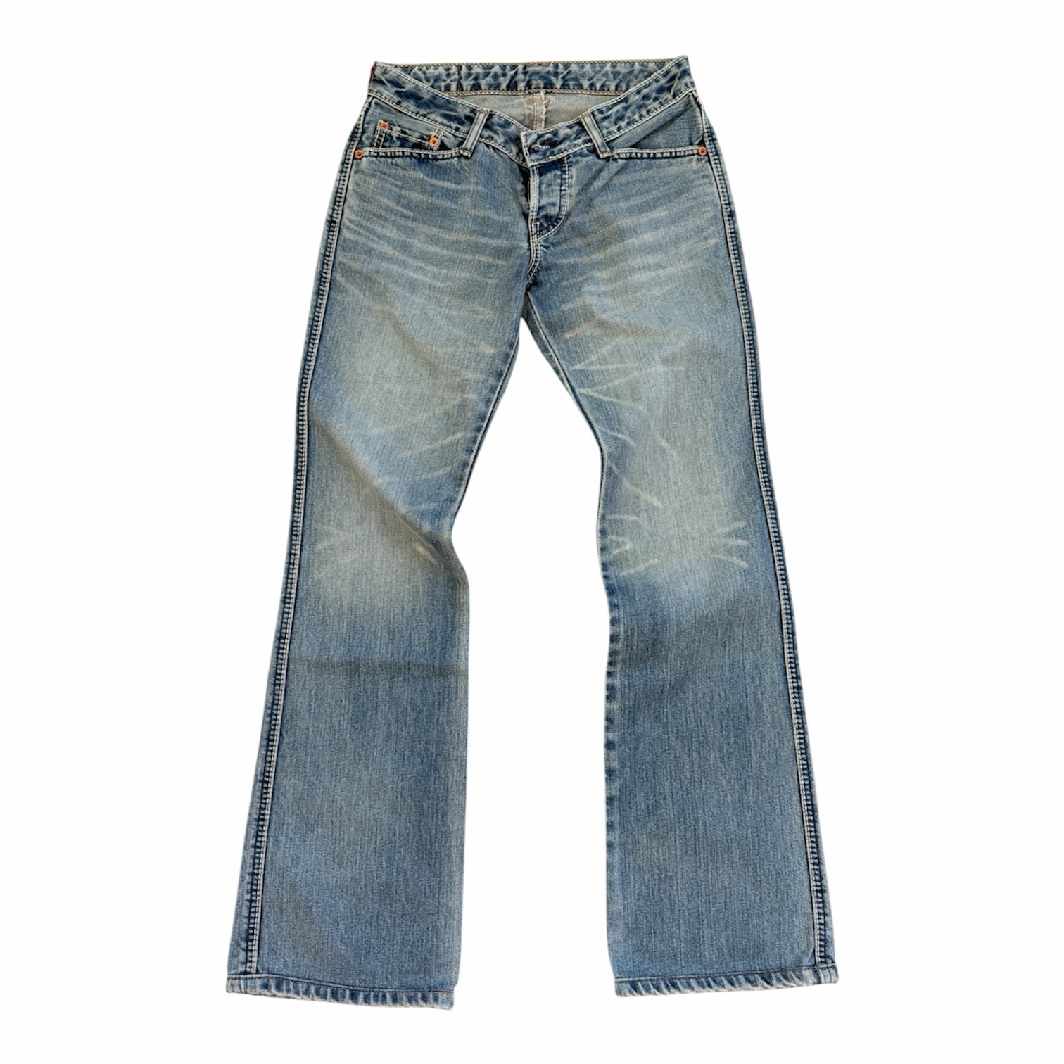Xhinse Levi's me bel të ulët, numri 28 – Thrift Store Prishtinë