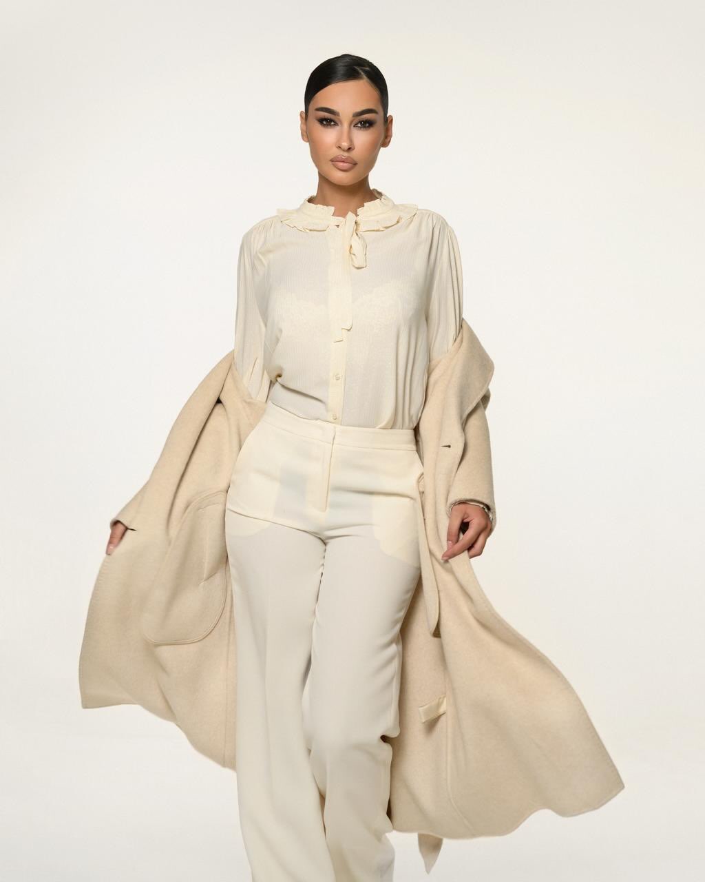 Pallto, këmishë dhe pantallona krem Twinset – Twinset Prishtina