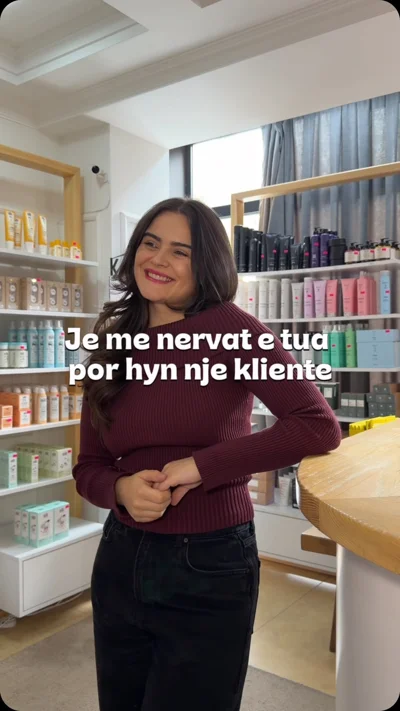 Video humoristike nga dyqani i kozmetikës
