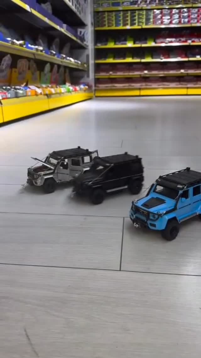 Makina lodër xhip në ngjyra të ndryshme – Vardem Toys Kosovo