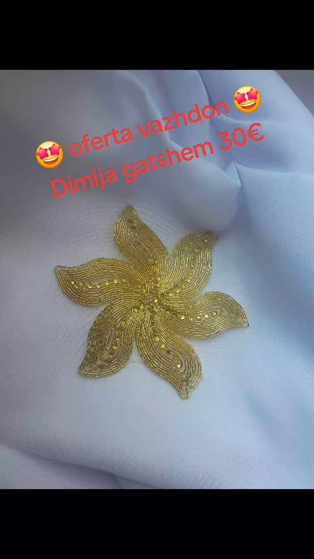 Dimi të bardha me lule ari – veshje.Prizren