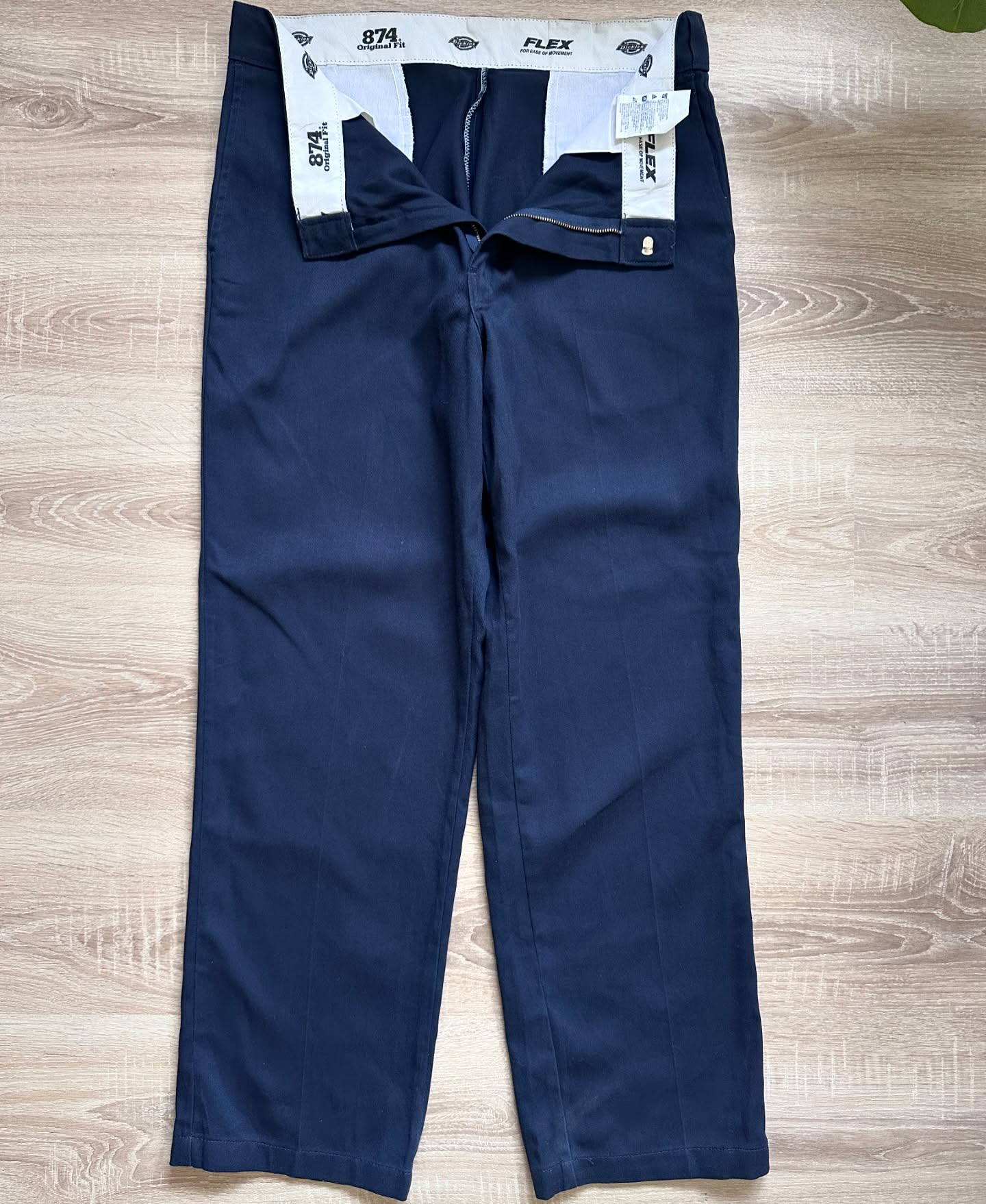 Bluzë Gildan NFL Colts dhe pantallona Dickies – Streetwear | Vintage clothing (4)