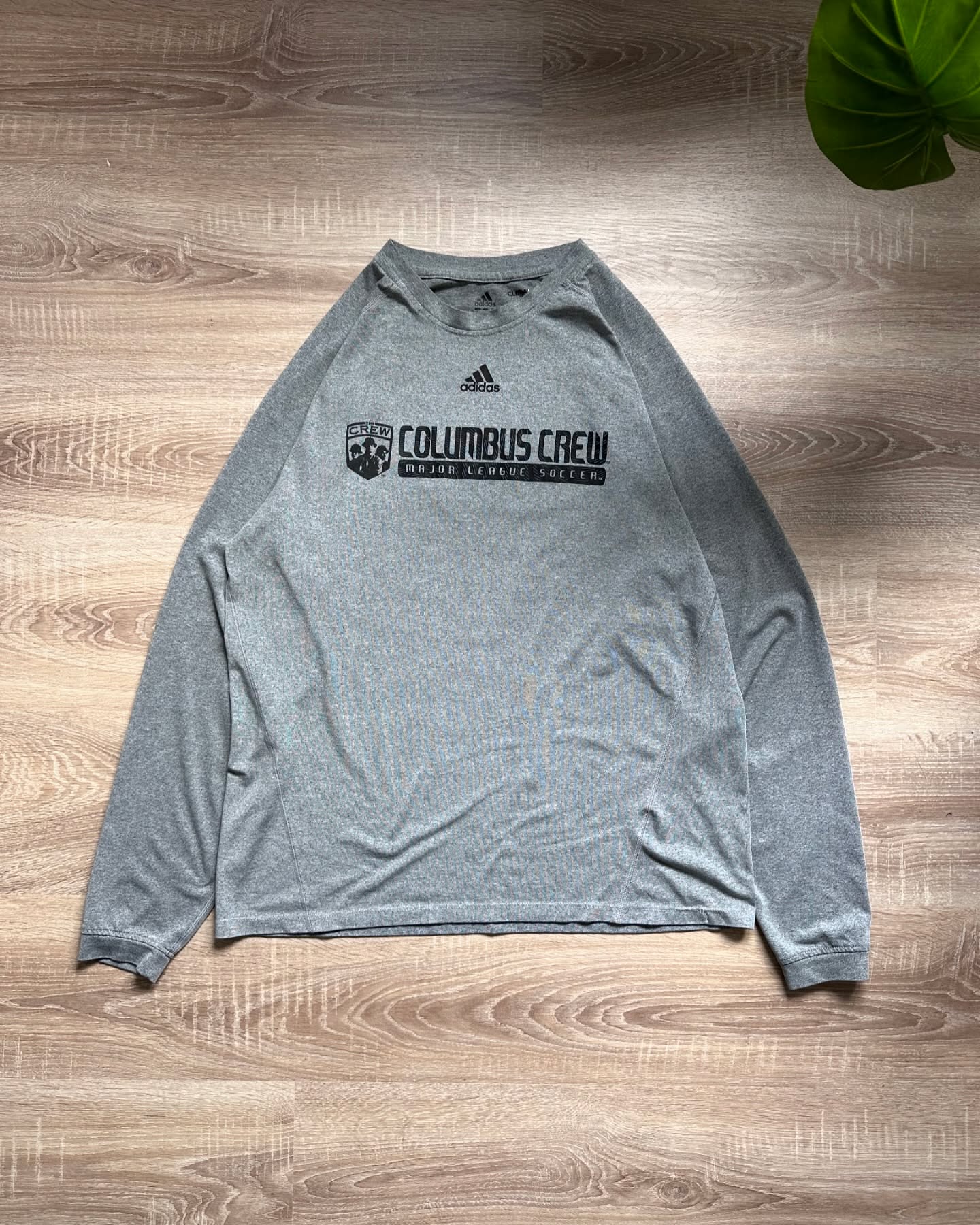Bluzë Adidas Climalite gri dhe shorce Dickies – Streetwear | Vintage clothing (2)