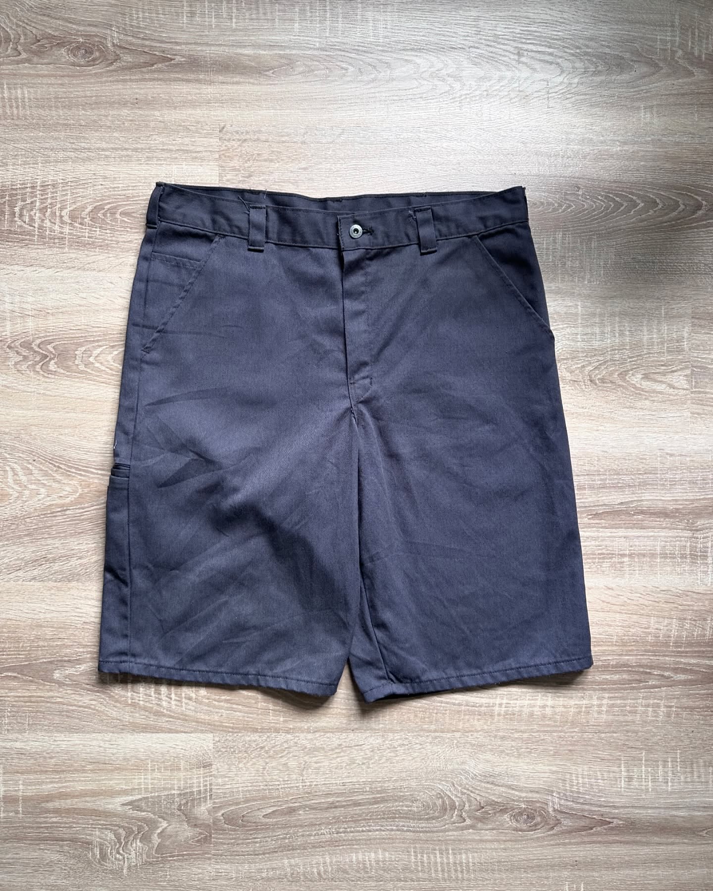 Bluzë Adidas Climalite gri dhe shorce Dickies – Streetwear | Vintage clothing (4)