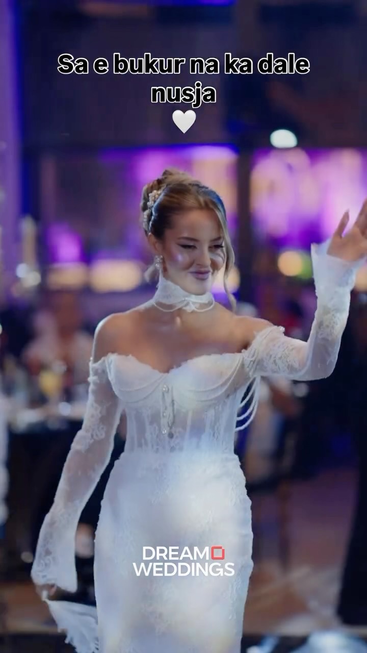 Fustan nusërie sirenë me korse dhe çoker – White Sposa Official