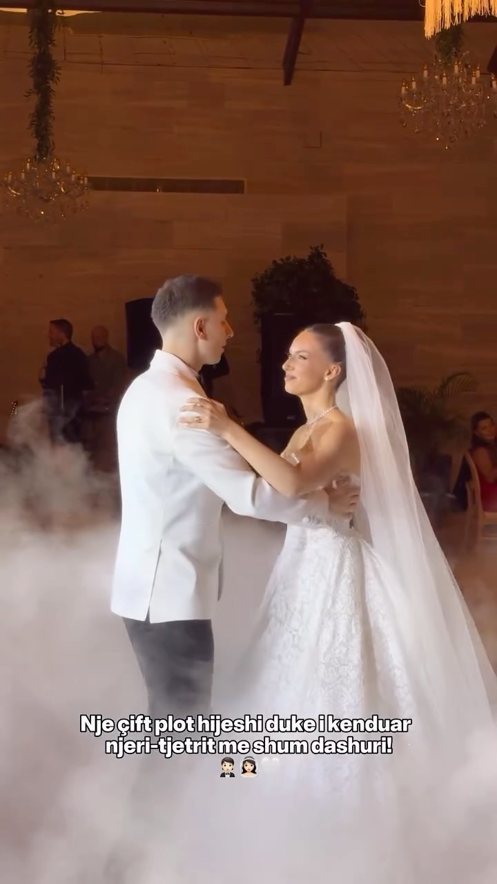 Fustan nusërie i bardhë me vello – White Sposa Official